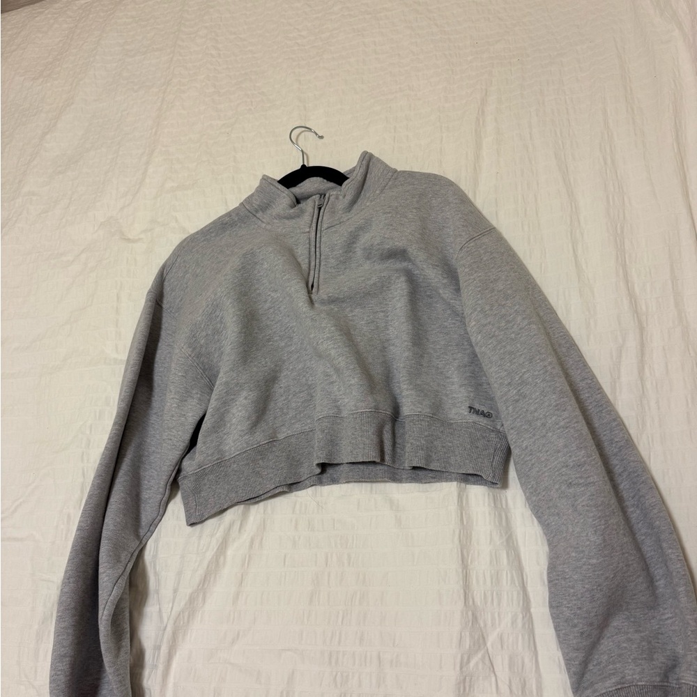 Aritzia Heather Gray Cropped Hoodie